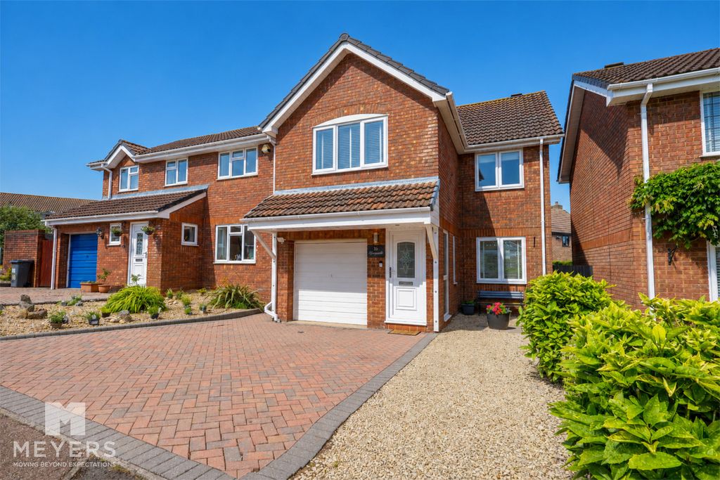 Property photo 1 of 37