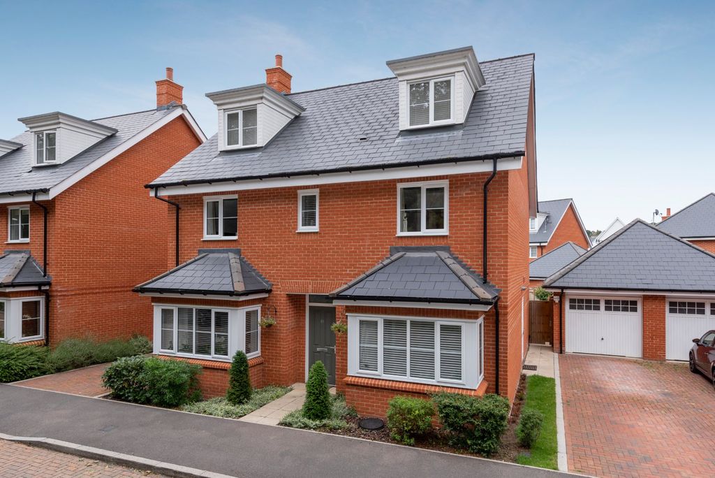 Property photo 1 of 19 Picture No. 03