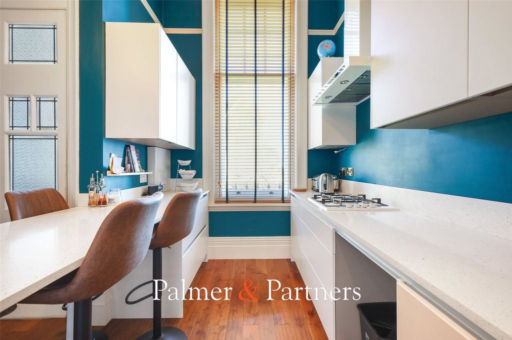 Property photo 3 of 26 Picture No. 19