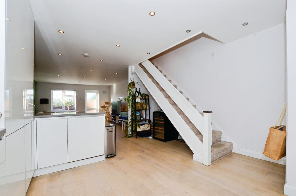 Property photo 2 of 12 Dsc_6372