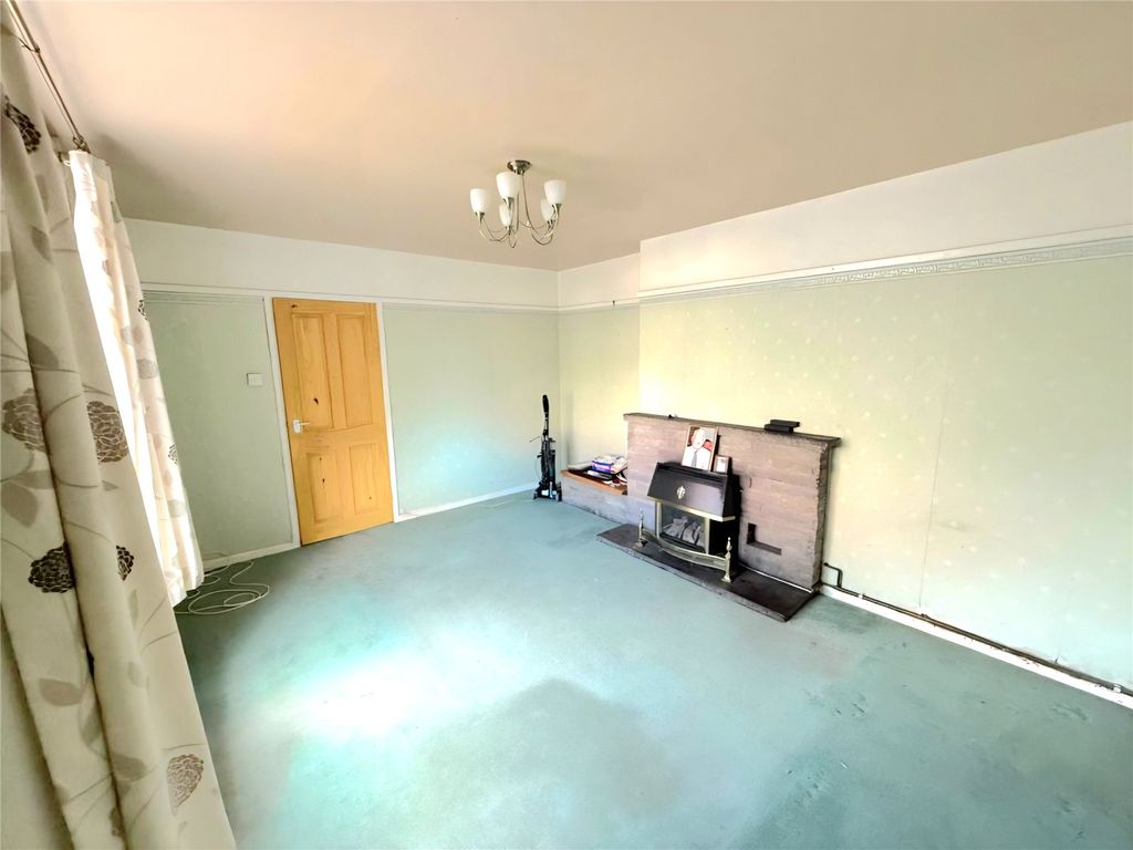 Property photo 3 of 20 Picture No. 35