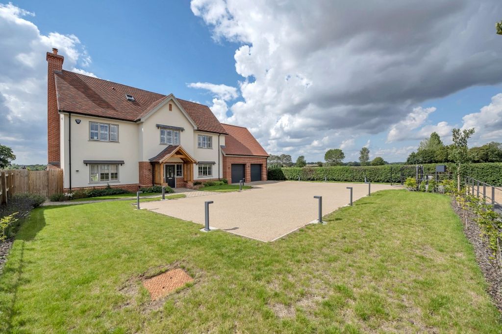 Property photo 1 of 38