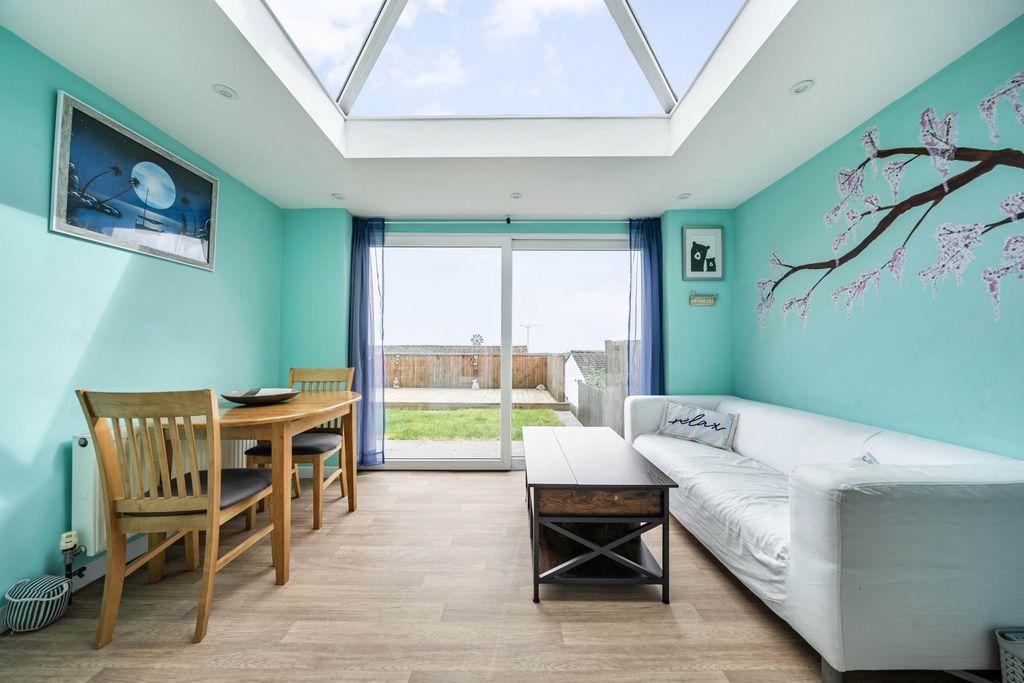 Property photo 3 of 17 Sun Room