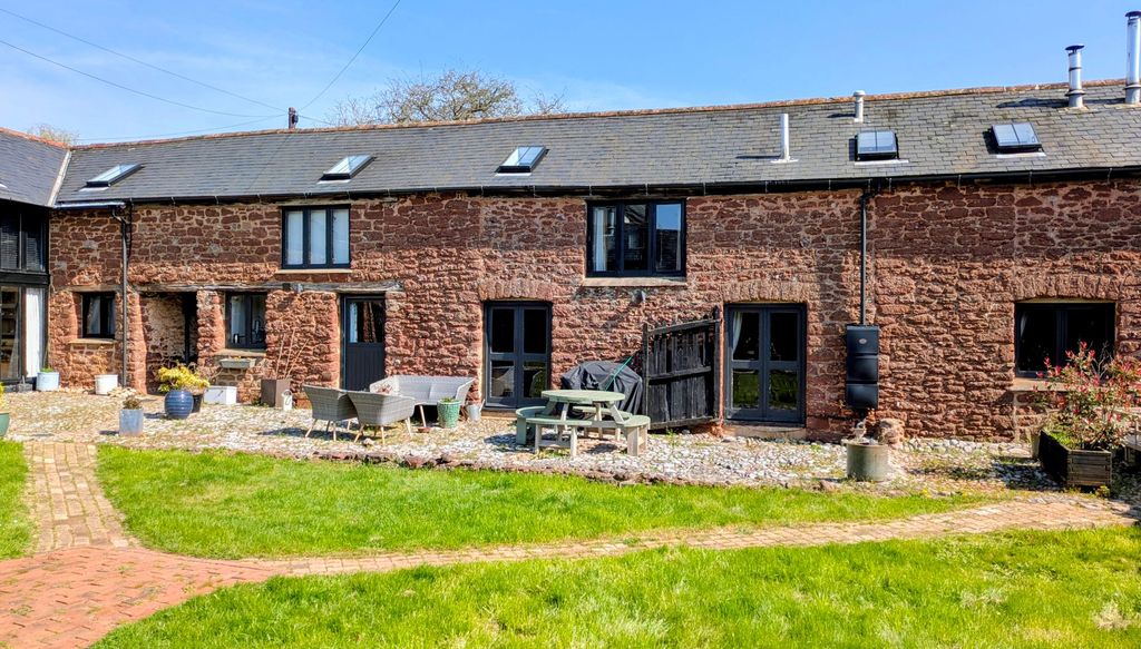 Property photo 1 of 25