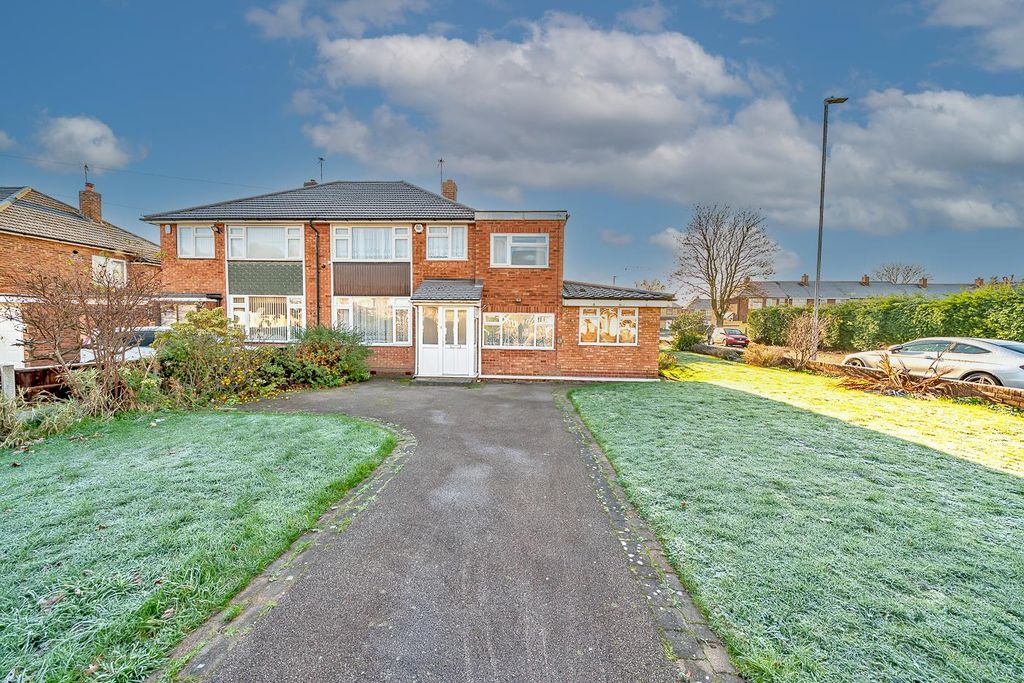 Property photo 1 of 26 Webbs-40.Jpg