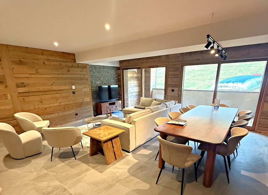 Property photo 3 of 12 An Example Of The Sa