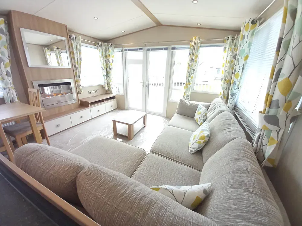 Property photo 1 of 3 Abi Sunningdale Lounge.Webp