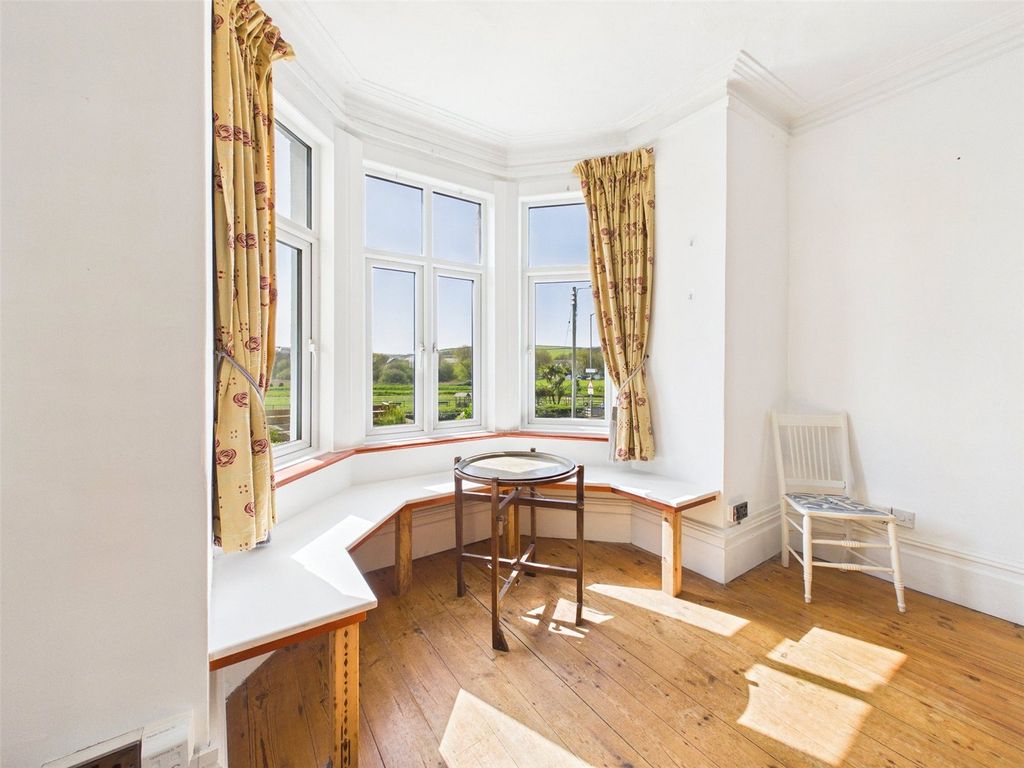 Property photo 3 of 9 Picture No. 04