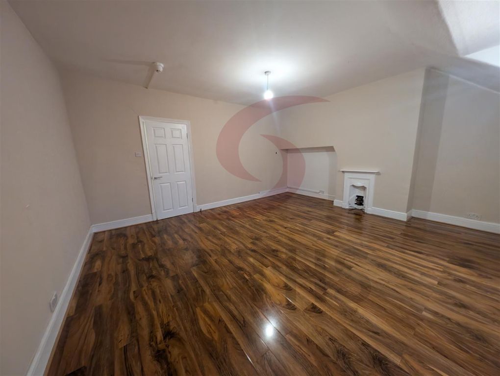 Property photo 2 of 7 Lounge