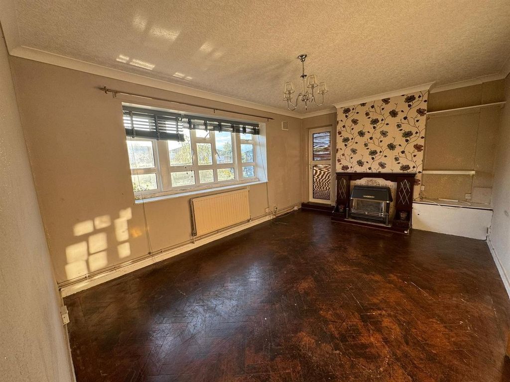 Property photo 2 of 12 1.Jpg