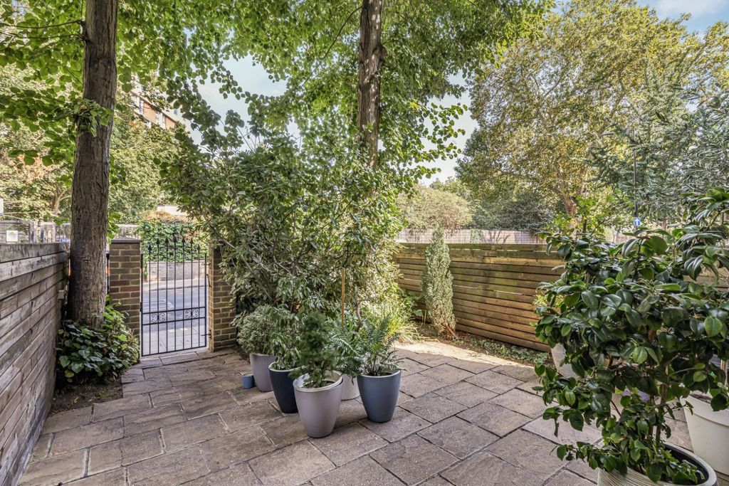 Property photo 3 of 15 Picture No. 40