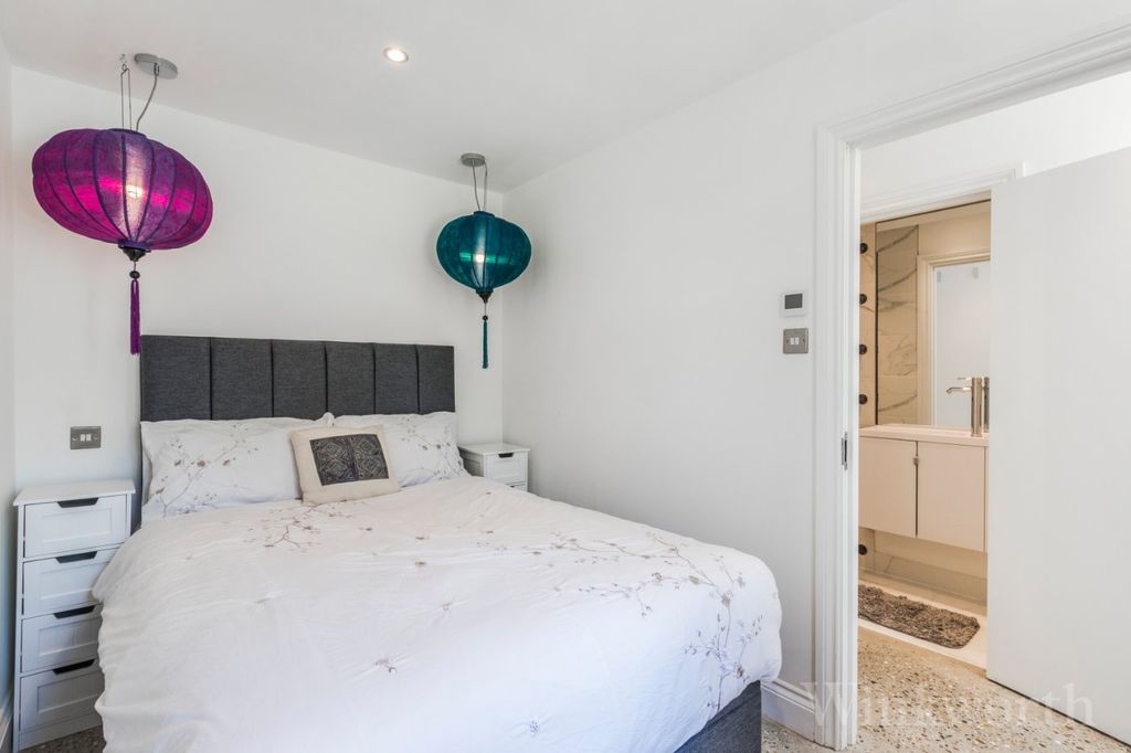 Property photo 3 of 11 Picture No. 01