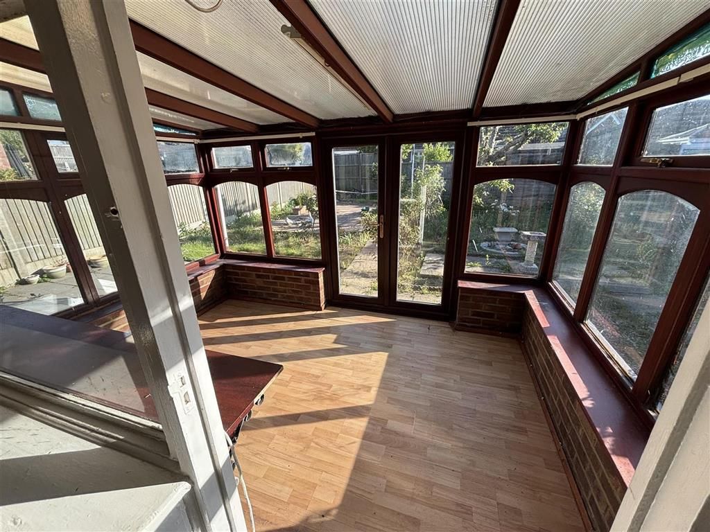 Property photo 2 of 5 Conservatory