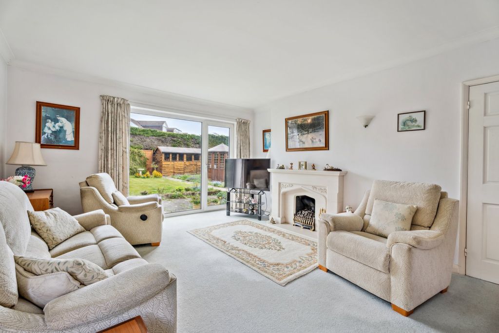 Property photo 3 of 16 Picture No. 22