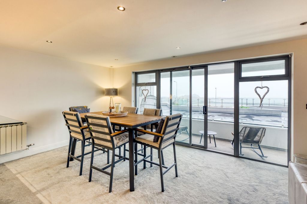 Additional image 10 of 3 bed flat for sale9 West Park Apartments, St Helier JE2