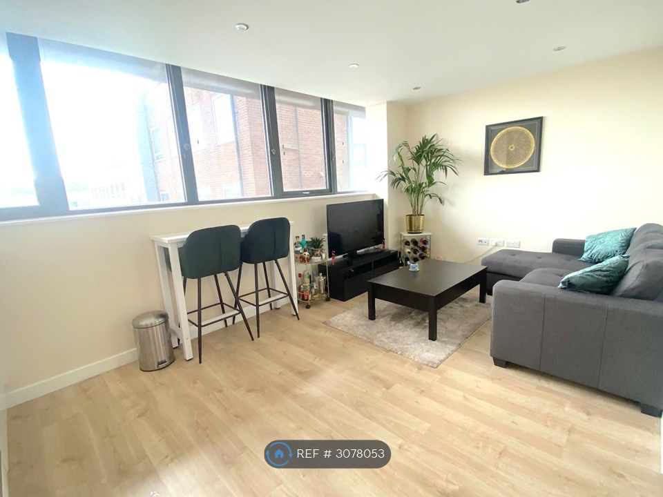 Property photo 1 of 13 Open-Plan Living/Dining Area