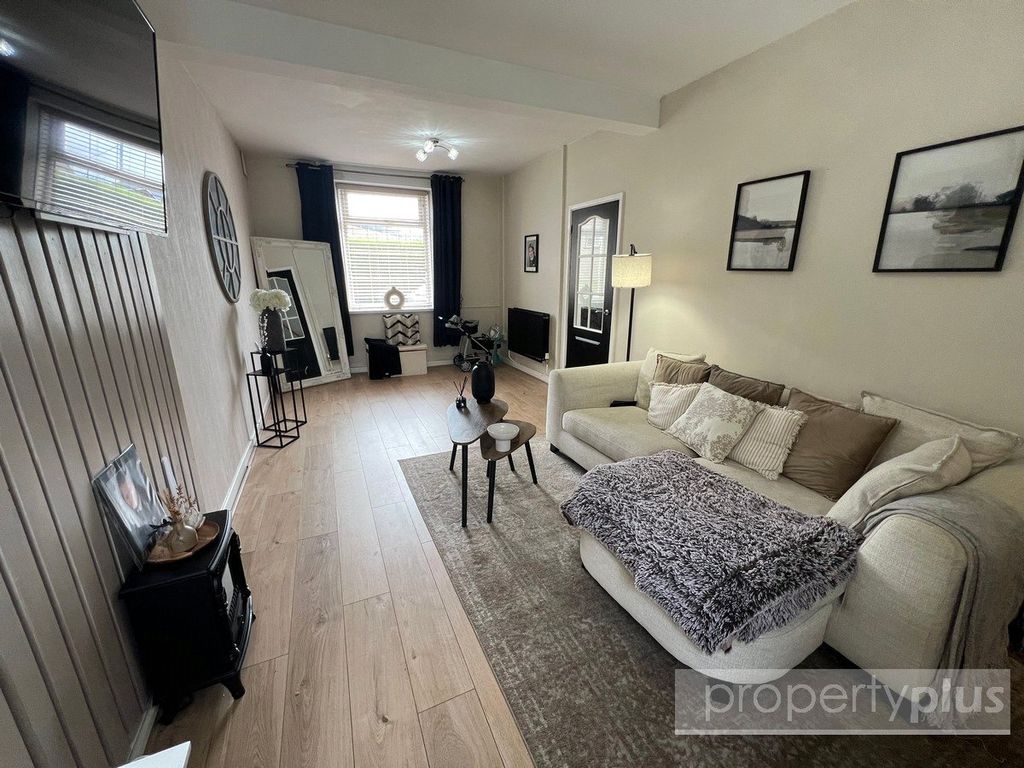 Property photo 1 of 11 Picture No. 02