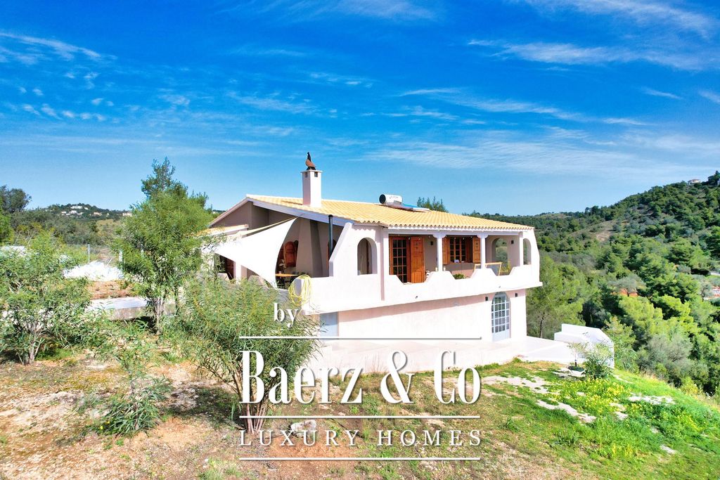 Property photo 3 of 25