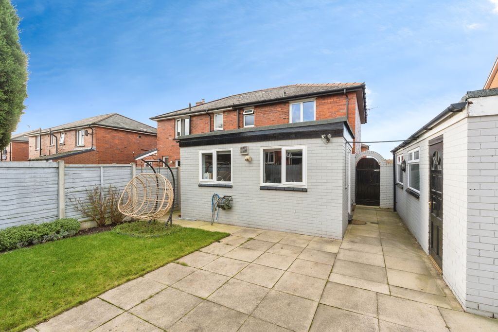 Property photo 3 of 20 Photo #3