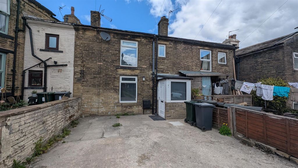 Property photo 2 of 13 1000022908.Jpg