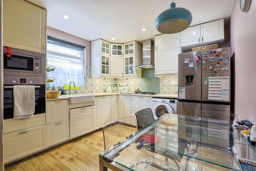 Property photo 3 of 15 Pbox-Img.Jpg