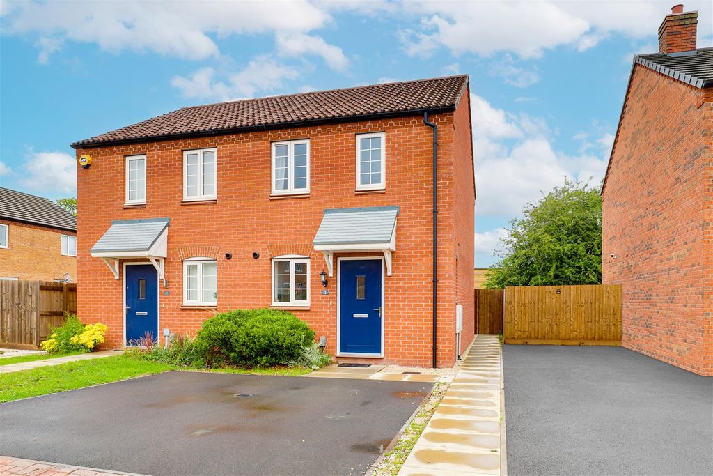 Property photo 1 of 12 7592.Jpg