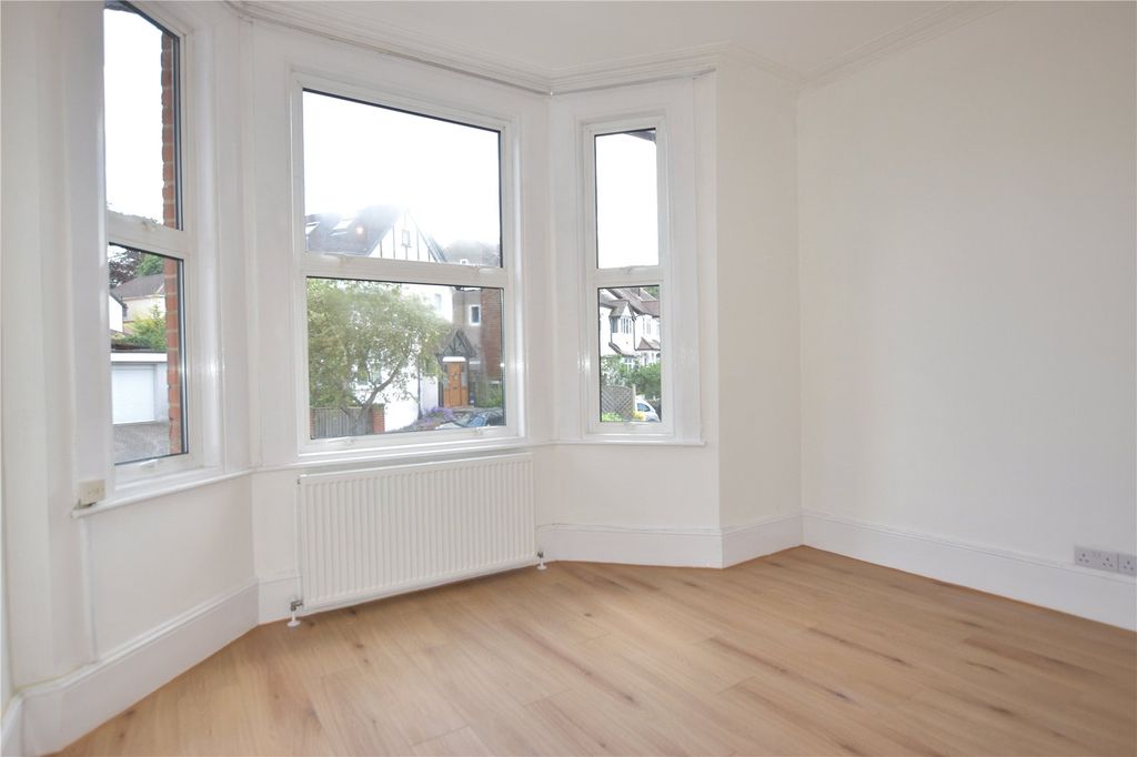 Property photo 2 of 12 Picture No. 09