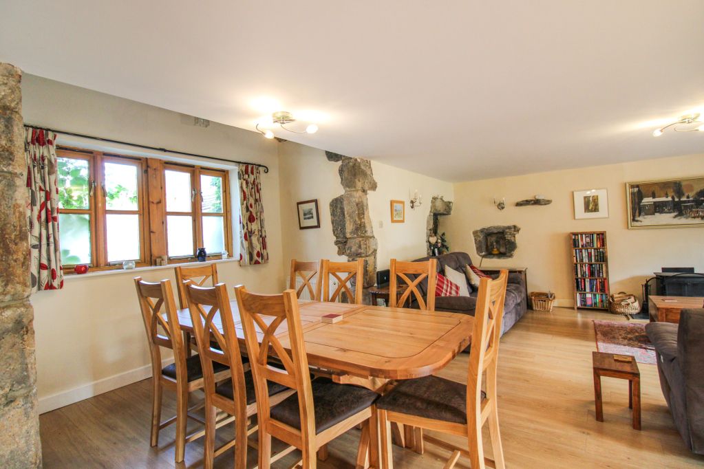 Property photo 3 of 21 Living/Dining Area