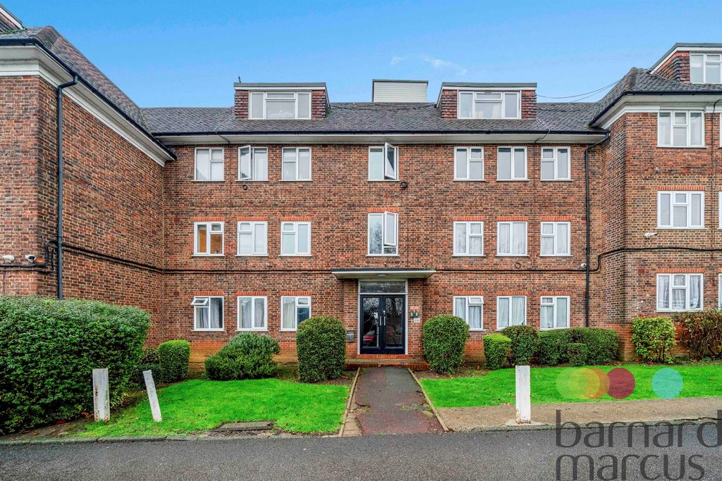 Property photo 1 of 12