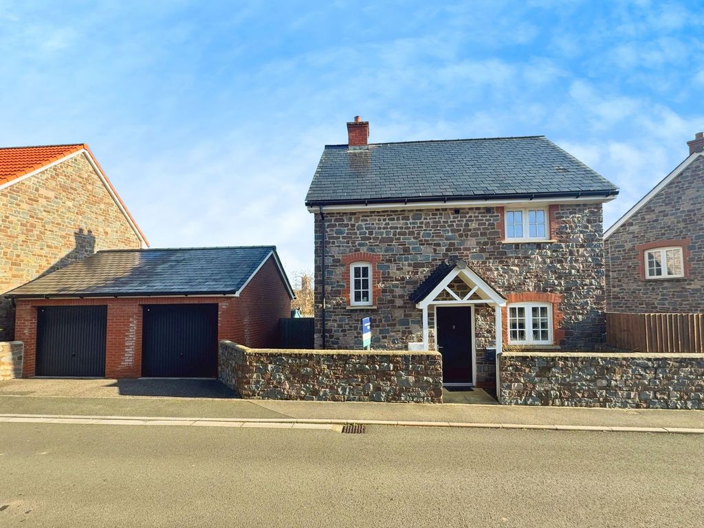 Property photo 1 of 19