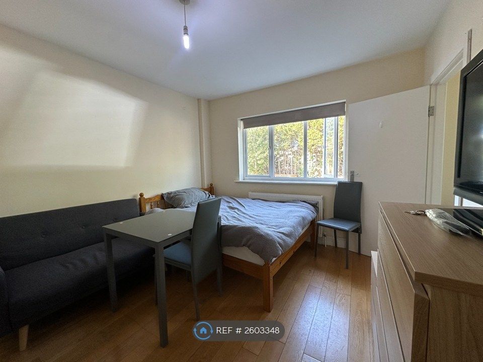 Property photo 1 of 4