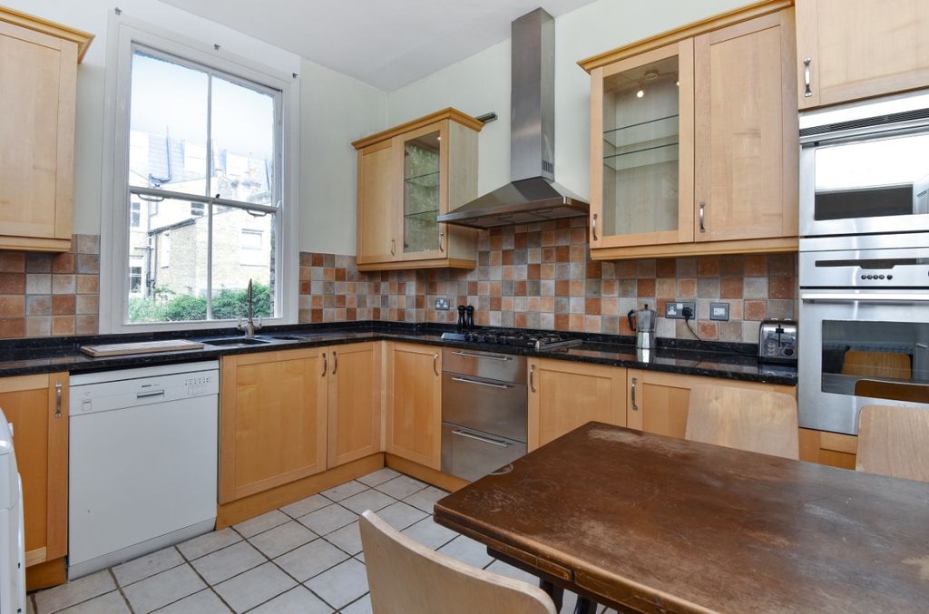 Property photo 2 of 7 215054 (3)c