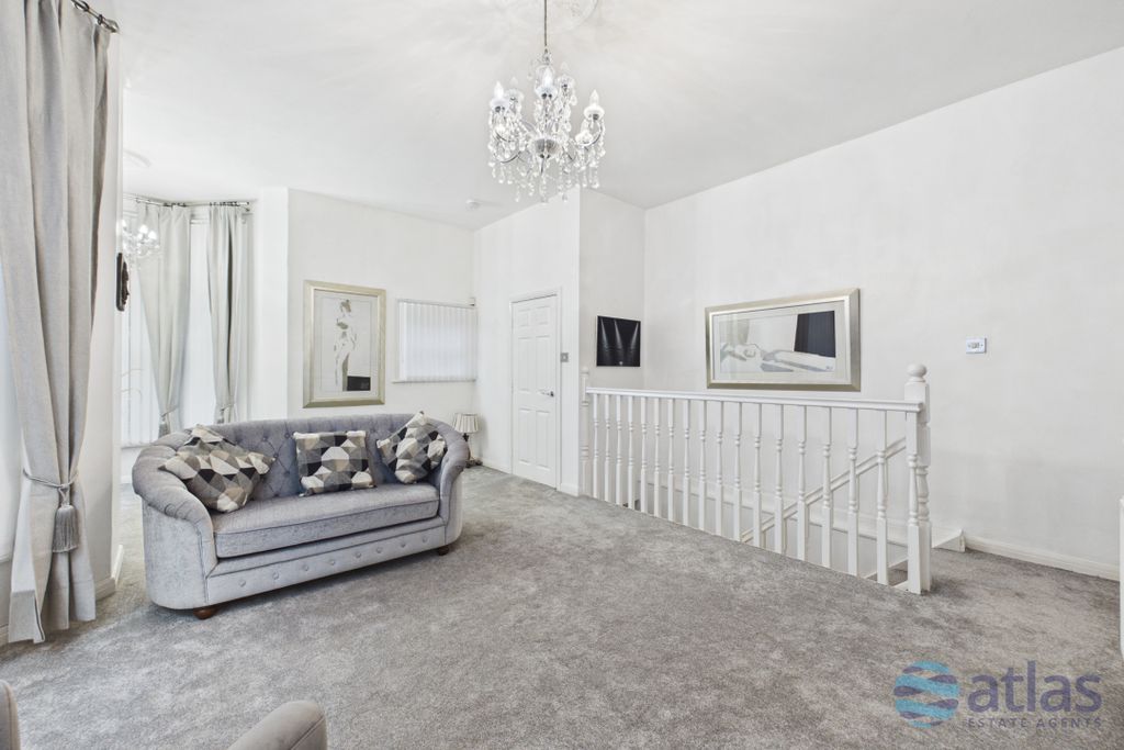 Property photo 3 of 20 Reception Room
