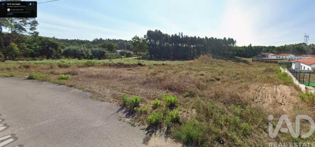 Property photo 1 of 32