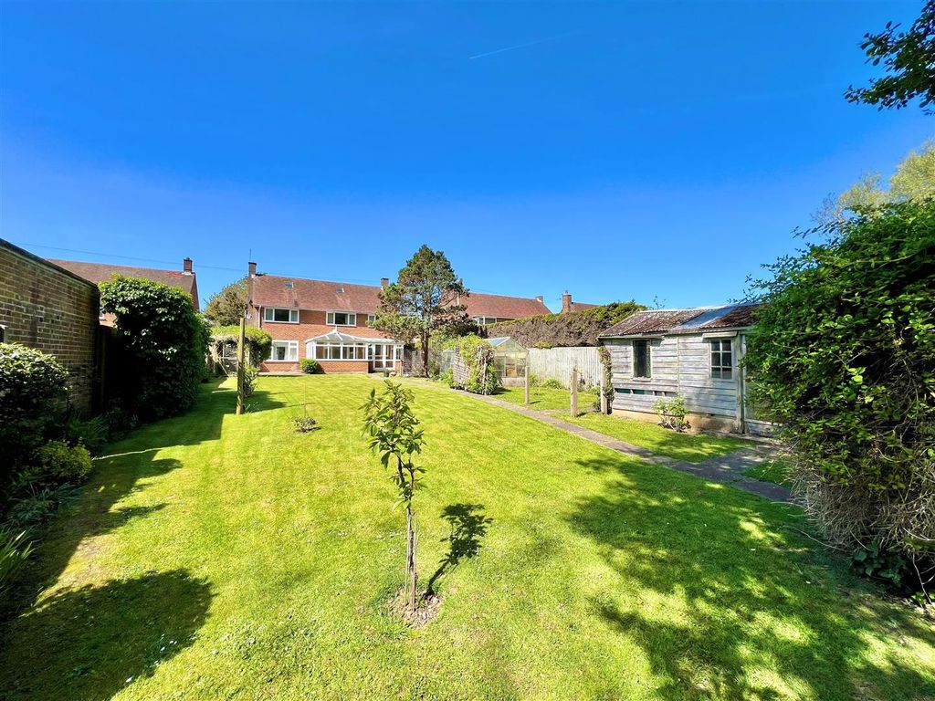 Property photo 1 of 36