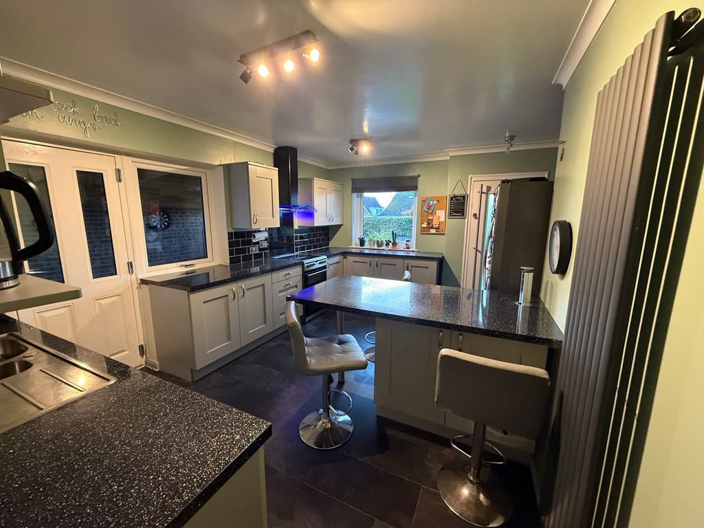 Property photo 2 of 11 Img_2149.Jpeg