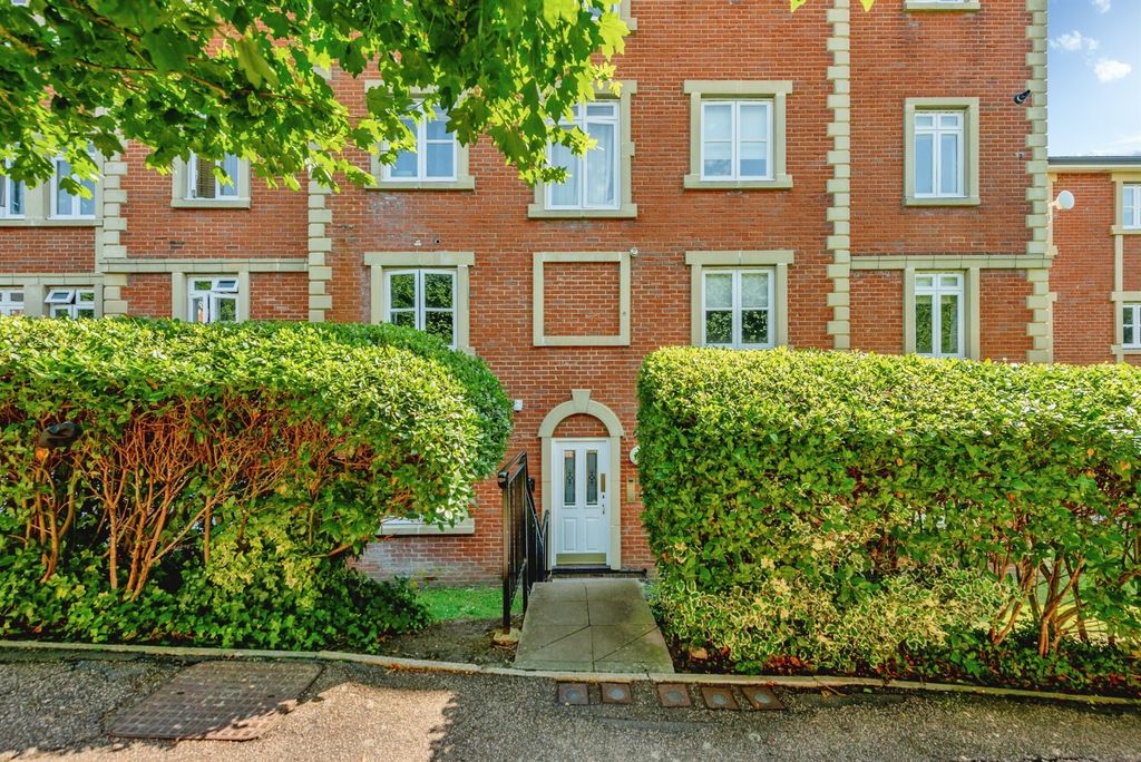 Property photo 2 of 15