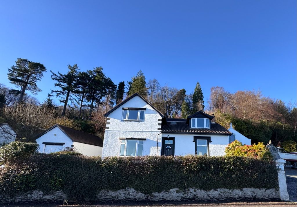 Property photo 3 of 48 4674124