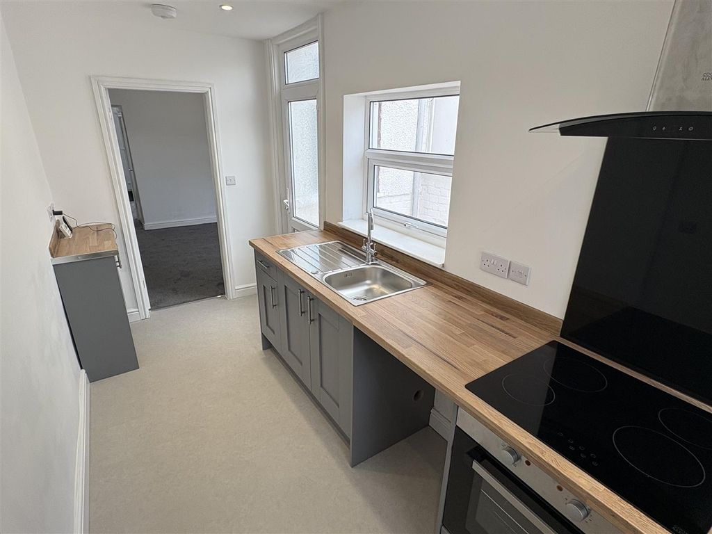 Property photo 3 of 9 Img_2765.Jpg