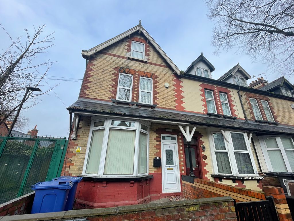 Property photo 1 of 4 Front