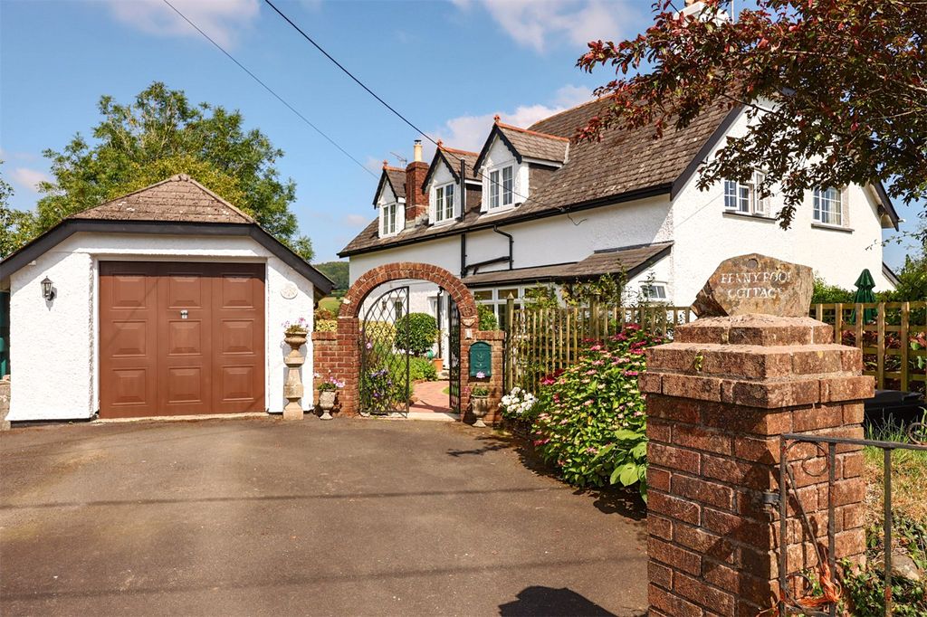 Property photo 1 of 32 Picture No. 10