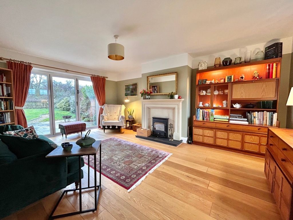 Property photo 3 of 25 Picture No. 81