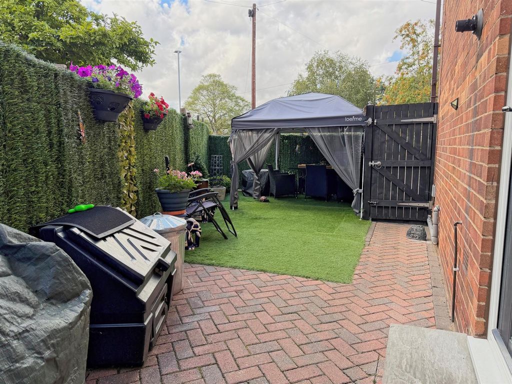 Property photo 3 of 15