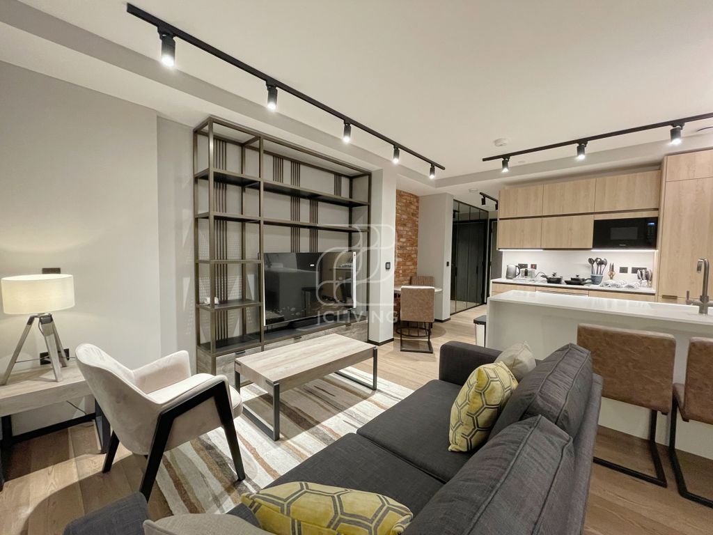 Property photo 1 of 9 Stage Apartments