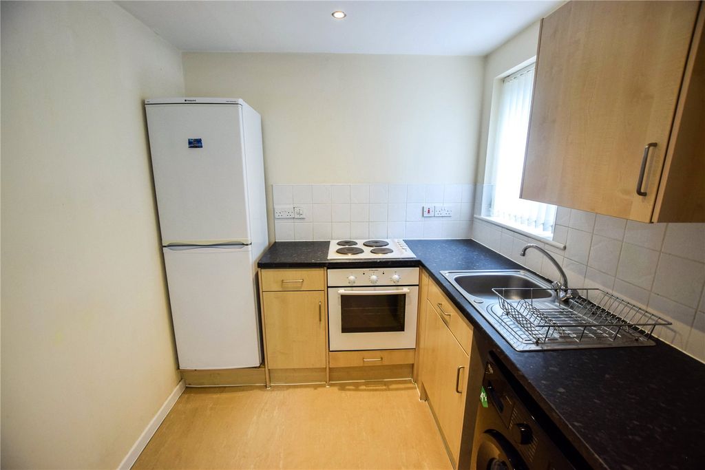 Property photo 3 of 10 Picture No. 20