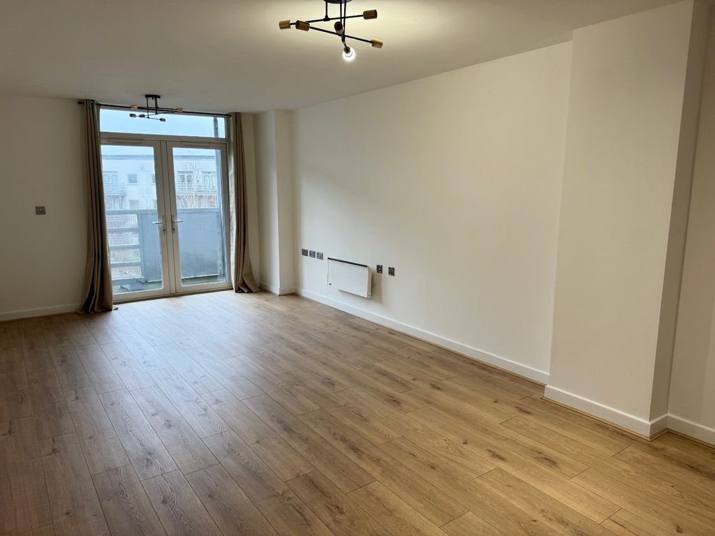 Property photo 3 of 15 Picture No. 06