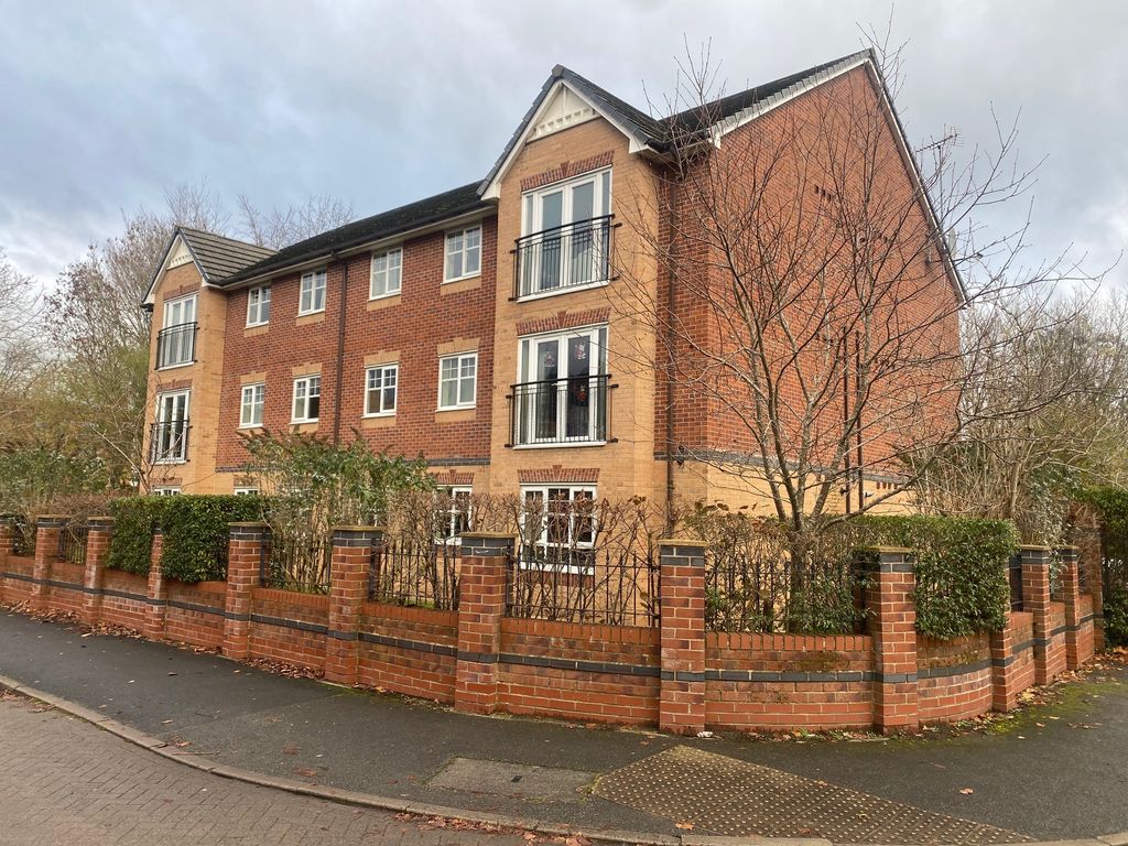 Property photo 1 of 11