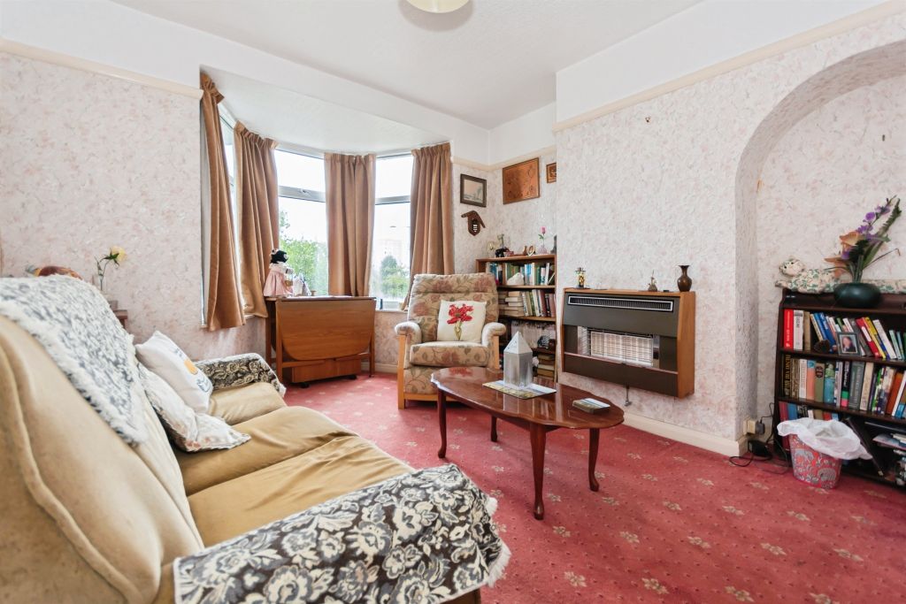Property photo 3 of 16