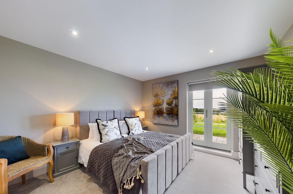 Property photo 3 of 12 Image