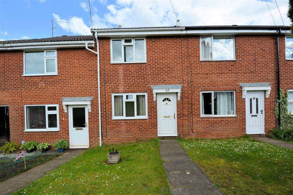 Property photo 1 of 10 Front